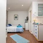 Apartman Aparrtment Terra- Combine Beach&Old Town *