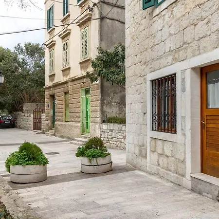 Aparrtment Terra- Combine Beach&old Town Apartman Split