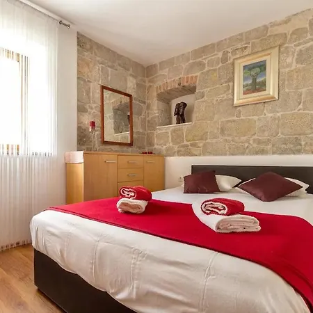 Aparrtment Terra- Combine Beach&old Town Apartman *