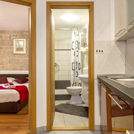 Apartman Aparrtment Terra- Combine Beach&old Town