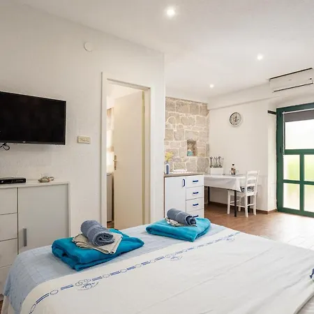 Aparrtment Terra- Combine Beach&old Town Spalato